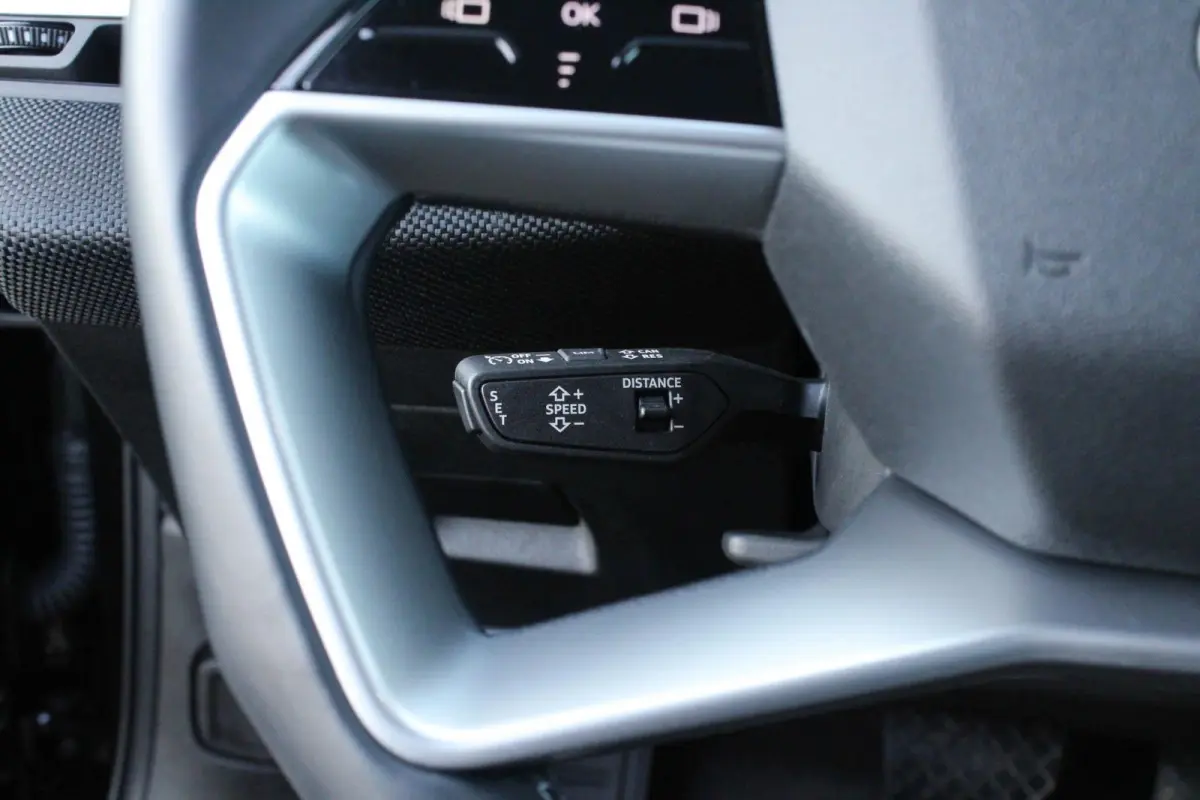 40 TFSI 204pk quattro Advanced Edition | Trekhaak | Stoelverwarming | Elek. Verst. Stoelen | Achteruitrijcamera | Privacy Glas | Apple Carplay & Android Auto