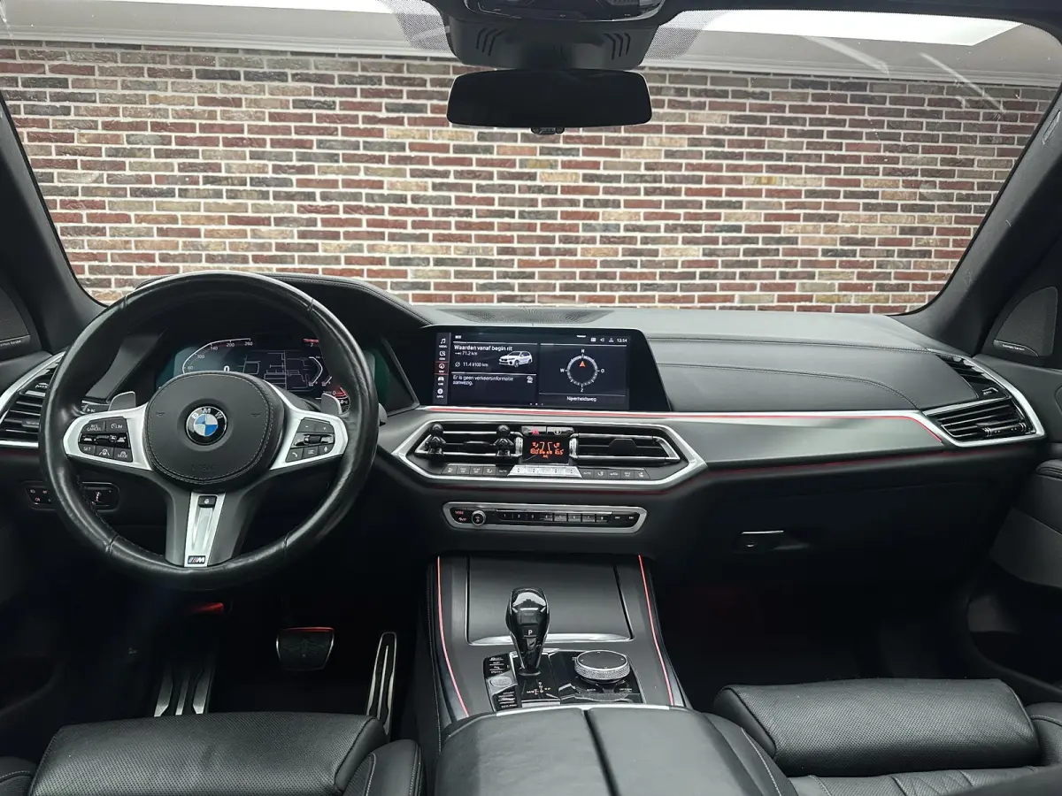 xDrive40i High Executive Pano| Harman Kardon| 360 camera