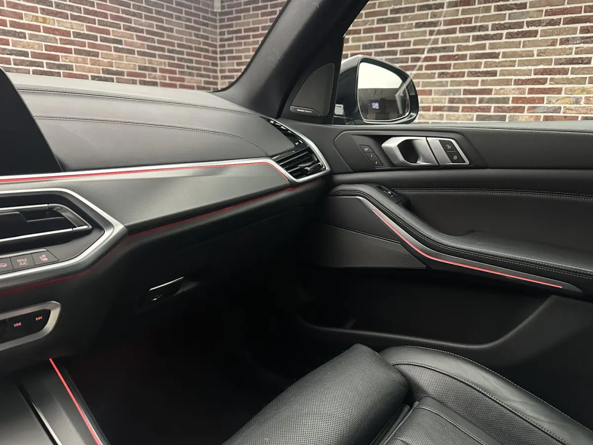 xDrive40i High Executive Pano| Harman Kardon| 360 camera