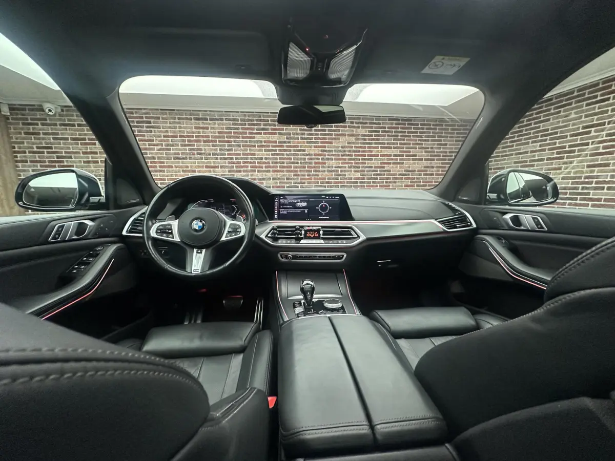 xDrive40i High Executive Pano| Harman Kardon| 360 camera