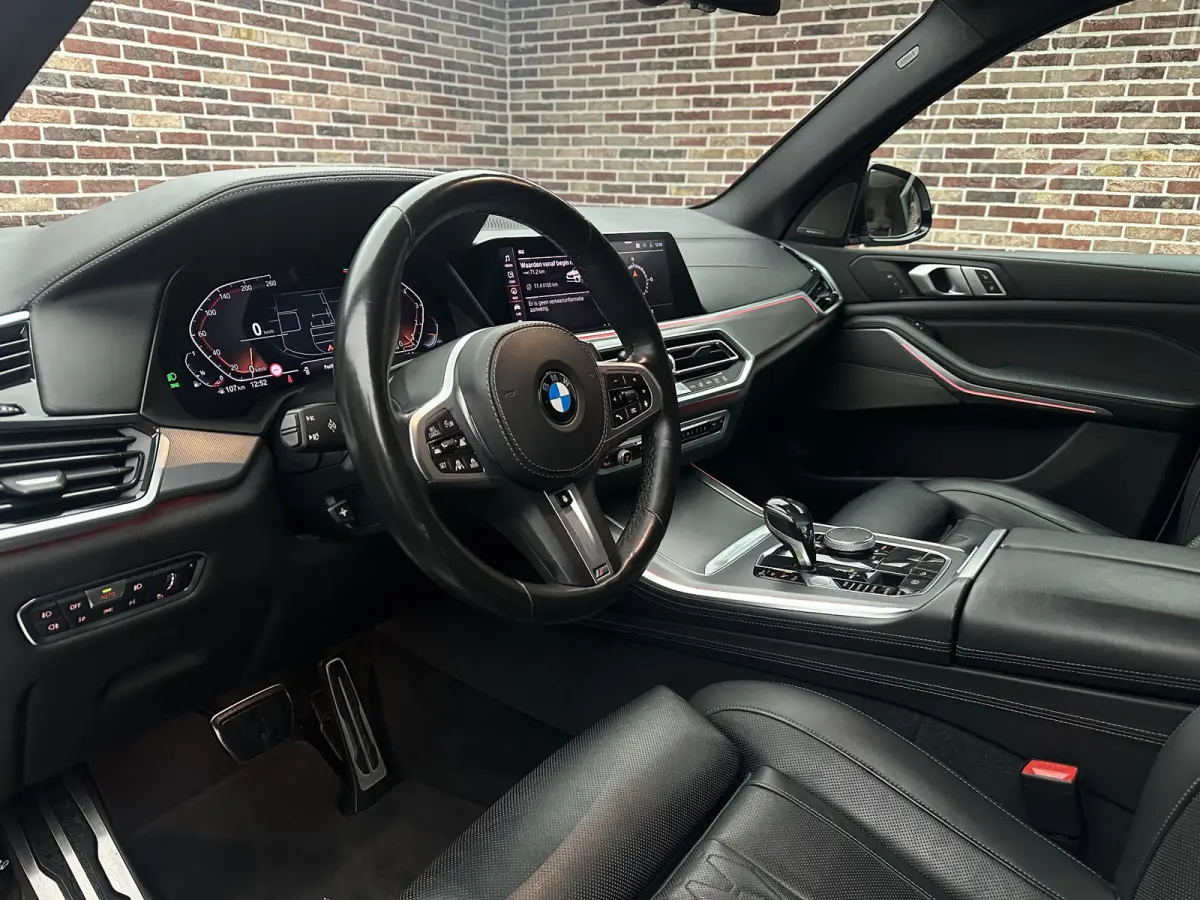 xDrive40i High Executive Pano| Harman Kardon| 360 camera