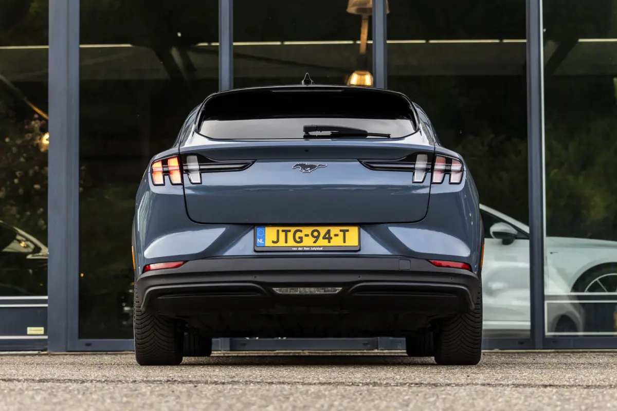 RWD 75 kWh SOH 88 %