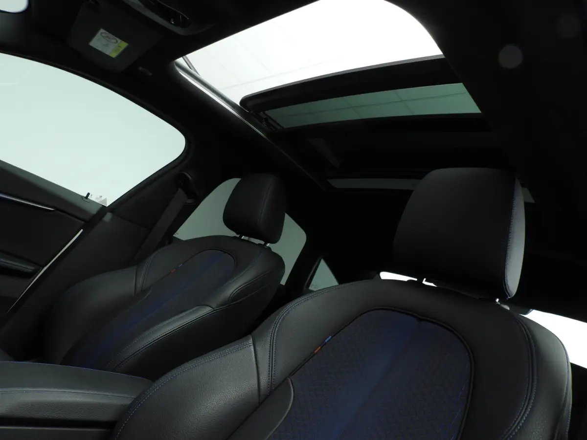 218i | M-Sportpakket | LED | HUD | Panoramadak | Stoelverwarming | DAB | Hifi speakers | Alu 18 inch