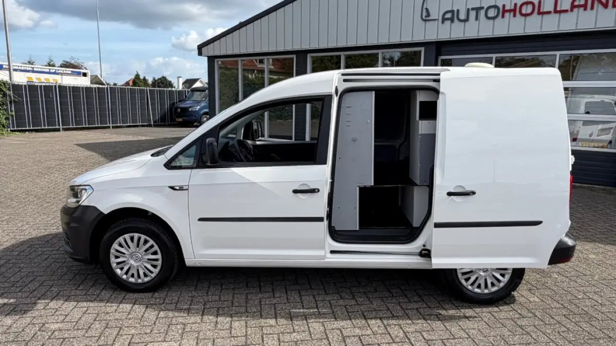 2.0 TDI 75KW 102PK EURO 6 AIRCO/ DUBBELE SCHUIFDEUR/ BEDRIJFSWAGENINRICHTING/ 100% DEALERONDERHOUDEN