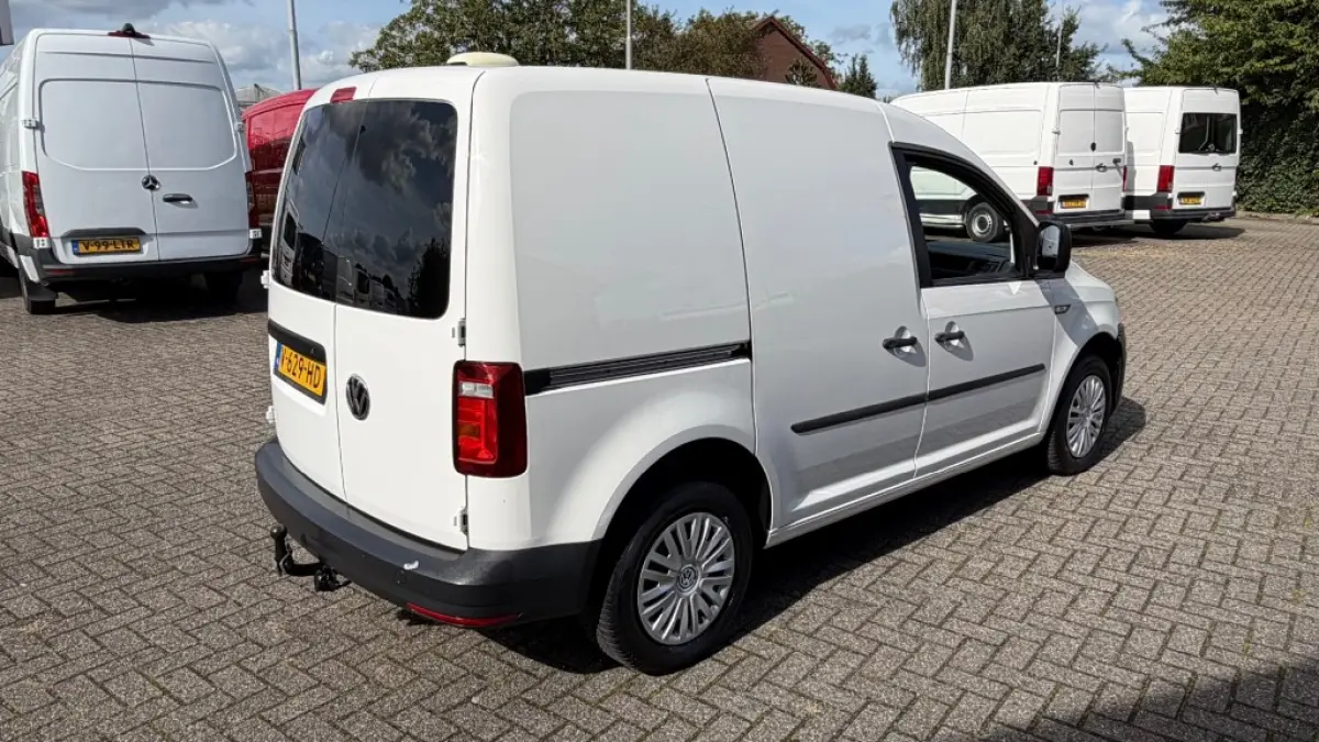 2.0 TDI 75KW 102PK EURO 6 AIRCO/ DUBBELE SCHUIFDEUR/ BEDRIJFSWAGENINRICHTING/ 100% DEALERONDERHOUDEN