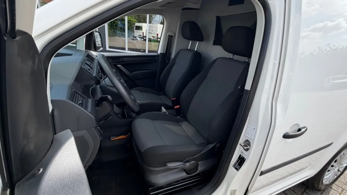 2.0 TDI 75KW 102PK EURO 6 AIRCO/ DUBBELE SCHUIFDEUR/ BEDRIJFSWAGENINRICHTING/ 100% DEALERONDERHOUDEN