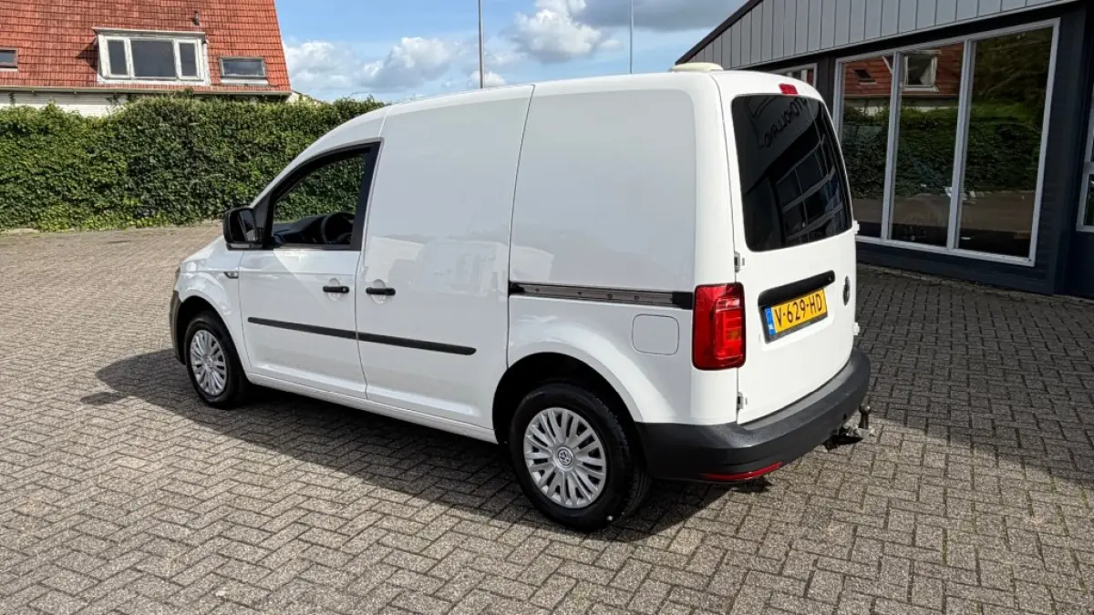2.0 TDI 75KW 102PK EURO 6 AIRCO/ DUBBELE SCHUIFDEUR/ BEDRIJFSWAGENINRICHTING/ 100% DEALERONDERHOUDEN