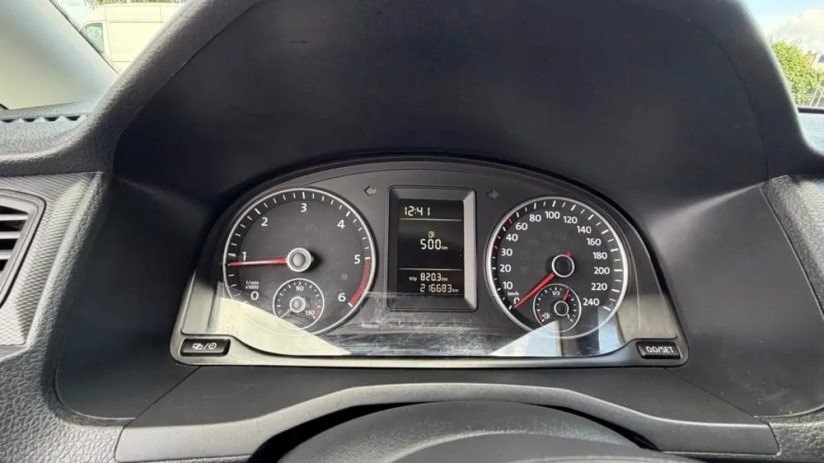 2.0 TDI 75KW 102PK EURO 6 AIRCO/ DUBBELE SCHUIFDEUR/ BEDRIJFSWAGENINRICHTING/ 100% DEALERONDERHOUDEN