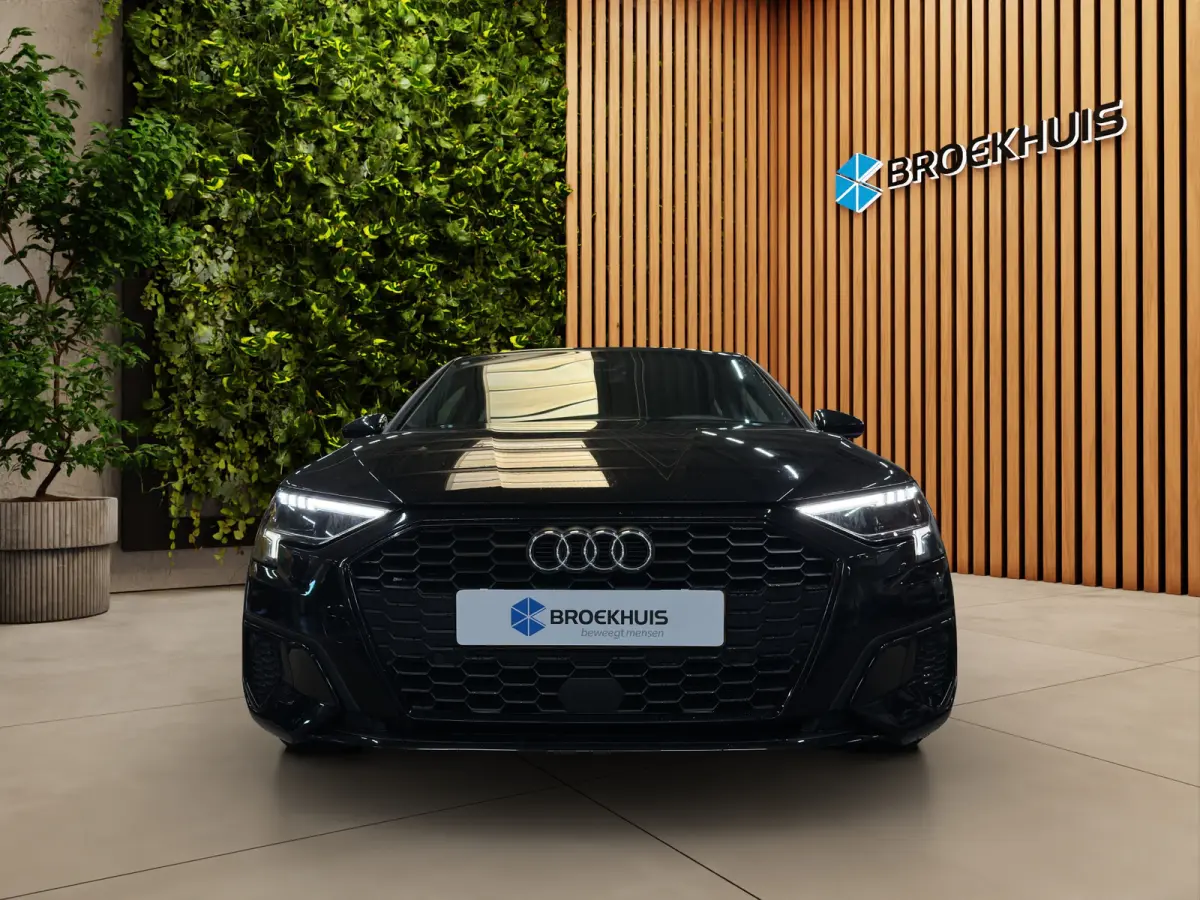30 TFSI Advanced edition | Adaptive Cruise | Zwart optiek | Sportstoelen | LED | Stoelverwarming | Virtual Cockpit