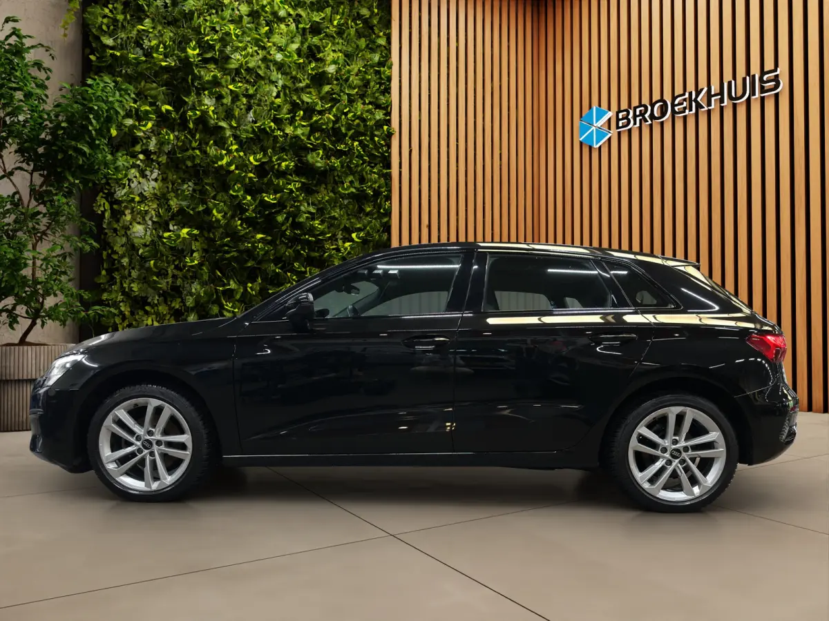 30 TFSI Advanced edition | Adaptive Cruise | Zwart optiek | Sportstoelen | LED | Stoelverwarming | Virtual Cockpit