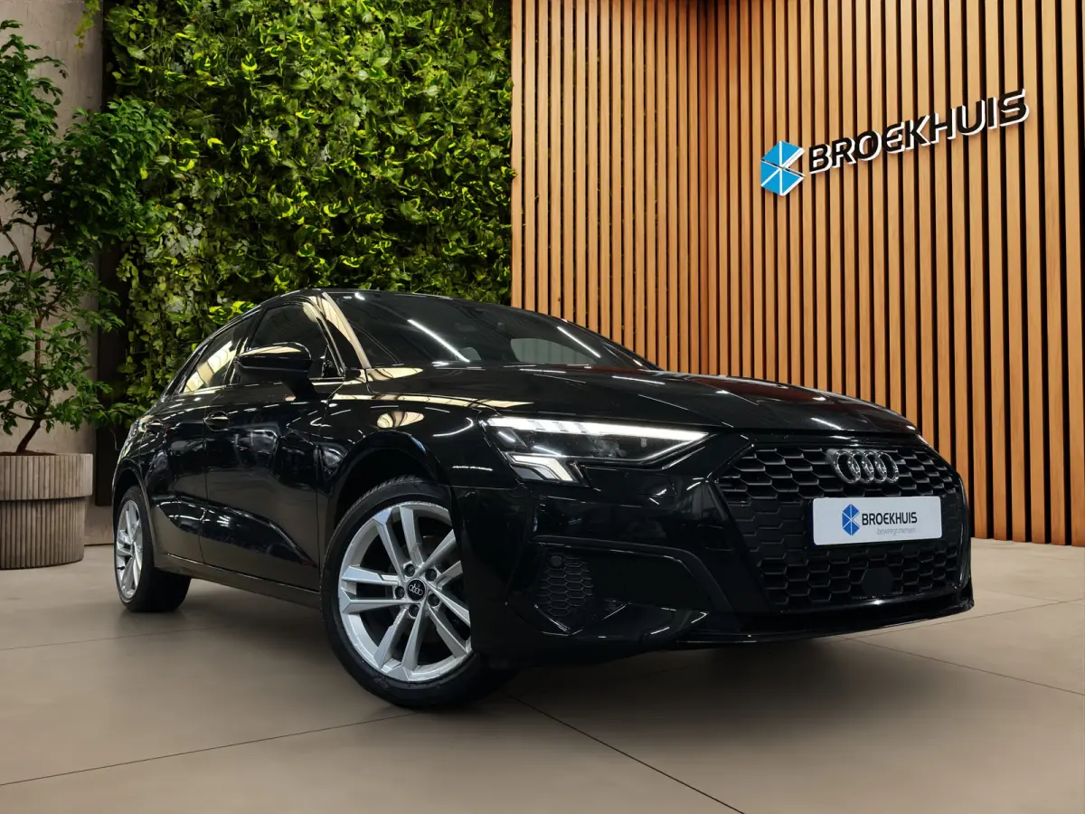 30 TFSI Advanced edition | Adaptive Cruise | Zwart optiek | Sportstoelen | LED | Stoelverwarming | Virtual Cockpit
