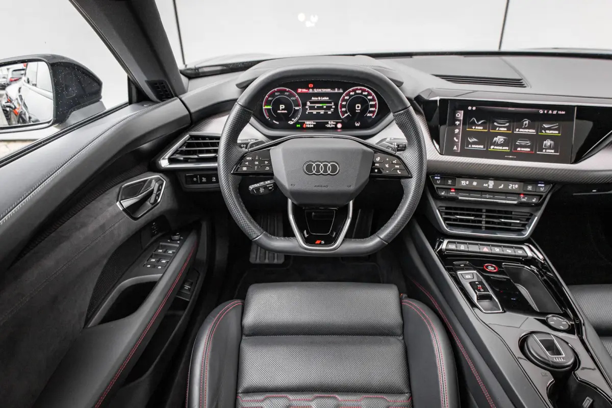 S 592pk | 21" LMV | Head-up | Panoramadak | B&O Audio | Luchtvering | 360 Camera | Carbon Interieur
