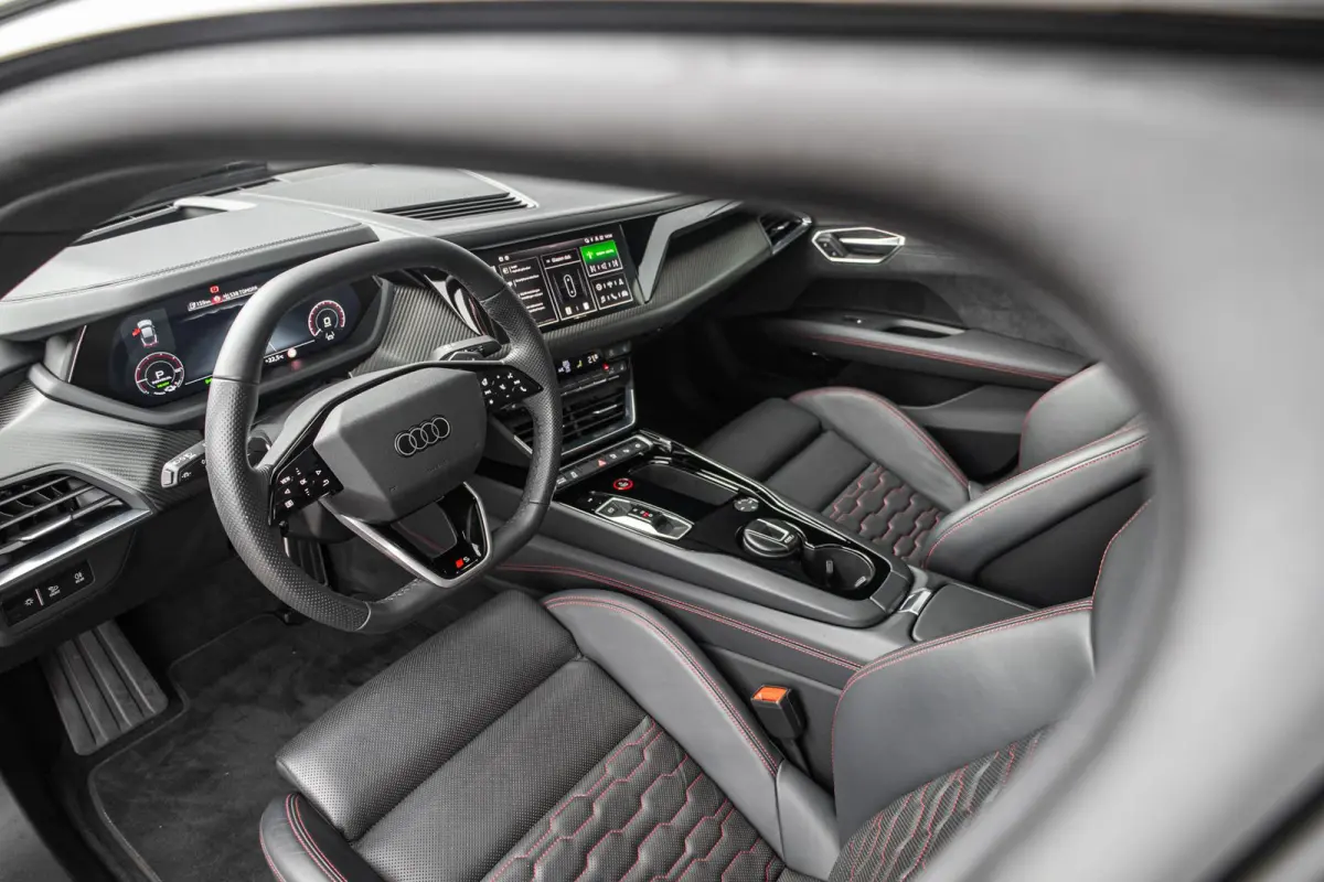 S 592pk | 21" LMV | Head-up | Panoramadak | B&O Audio | Luchtvering | 360 Camera | Carbon Interieur
