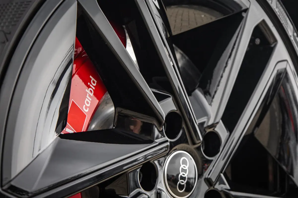 S 592pk | 21" LMV | Head-up | Panoramadak | B&O Audio | Luchtvering | 360 Camera | Carbon Interieur