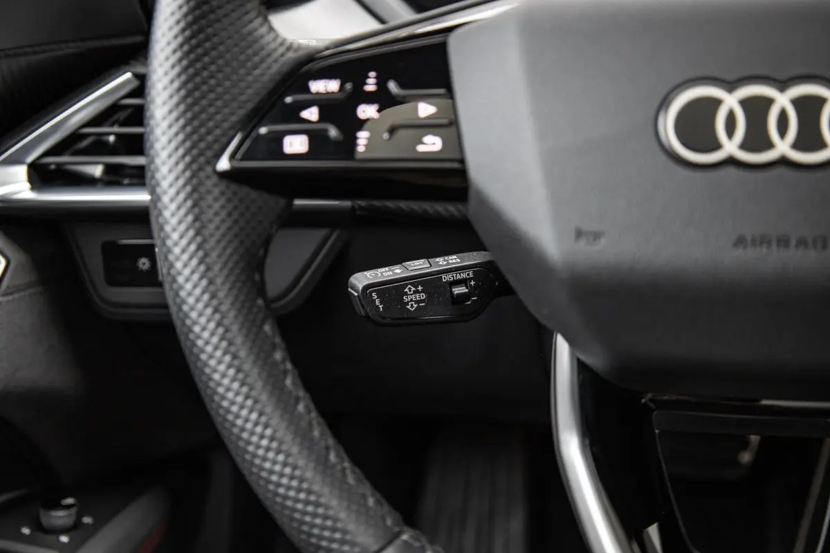 S 592pk | 21" LMV | Head-up | Panoramadak | B&O Audio | Luchtvering | 360 Camera | Carbon Interieur