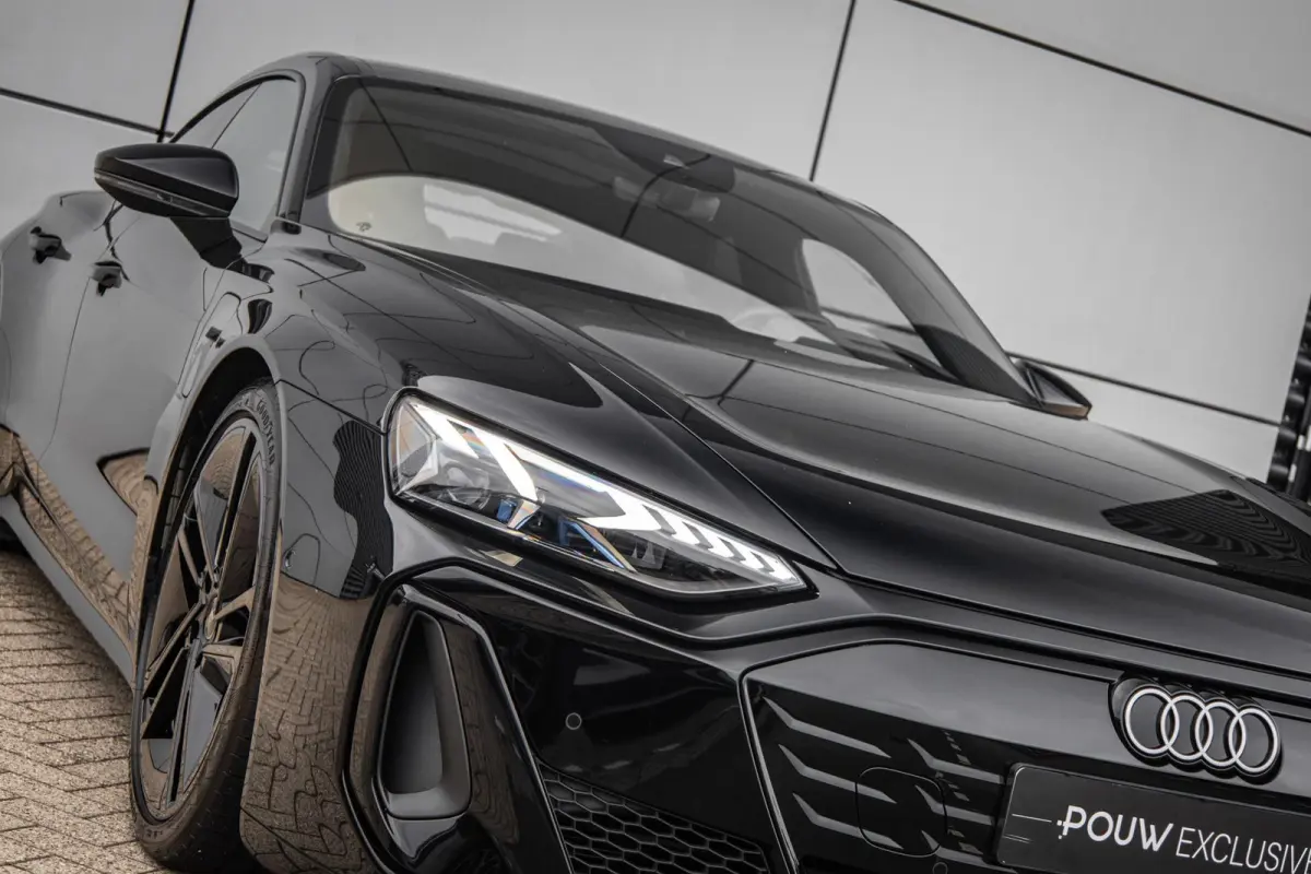 S 592pk | 21" LMV | Head-up | Panoramadak | B&O Audio | Luchtvering | 360 Camera | Carbon Interieur