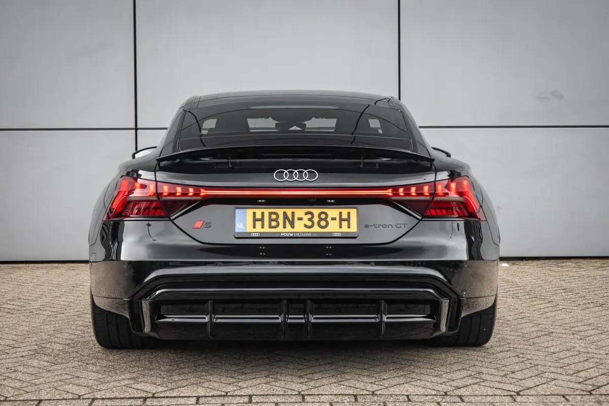 S 592pk | 21" LMV | Head-up | Panoramadak | B&O Audio | Luchtvering | 360 Camera | Carbon Interieur