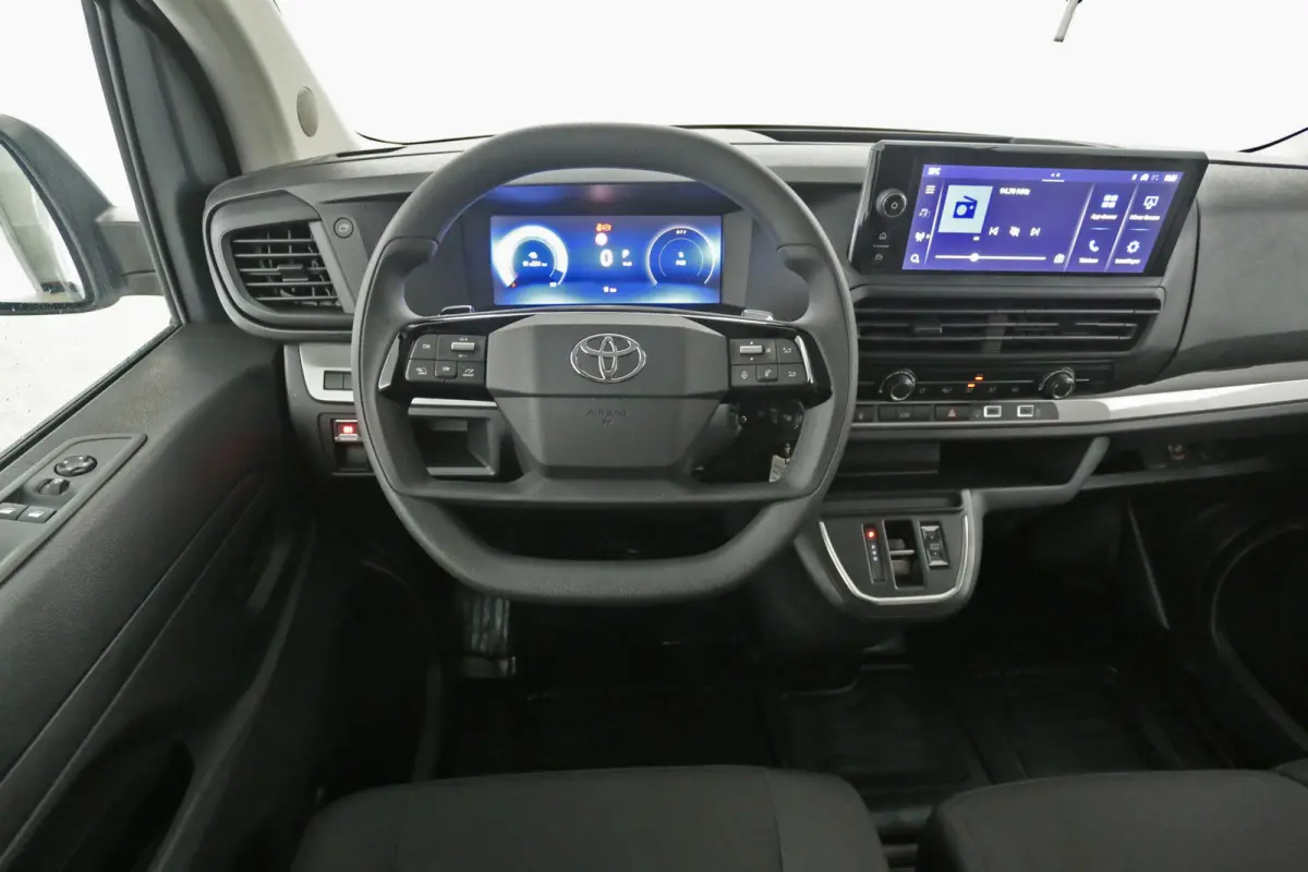 Electric 75 kWh Range L2H1 | NIEUW | Snelladen | SOH 98% | Virtual | Airco | Camera | Cruise | 3 Zits | Carplay | Navi