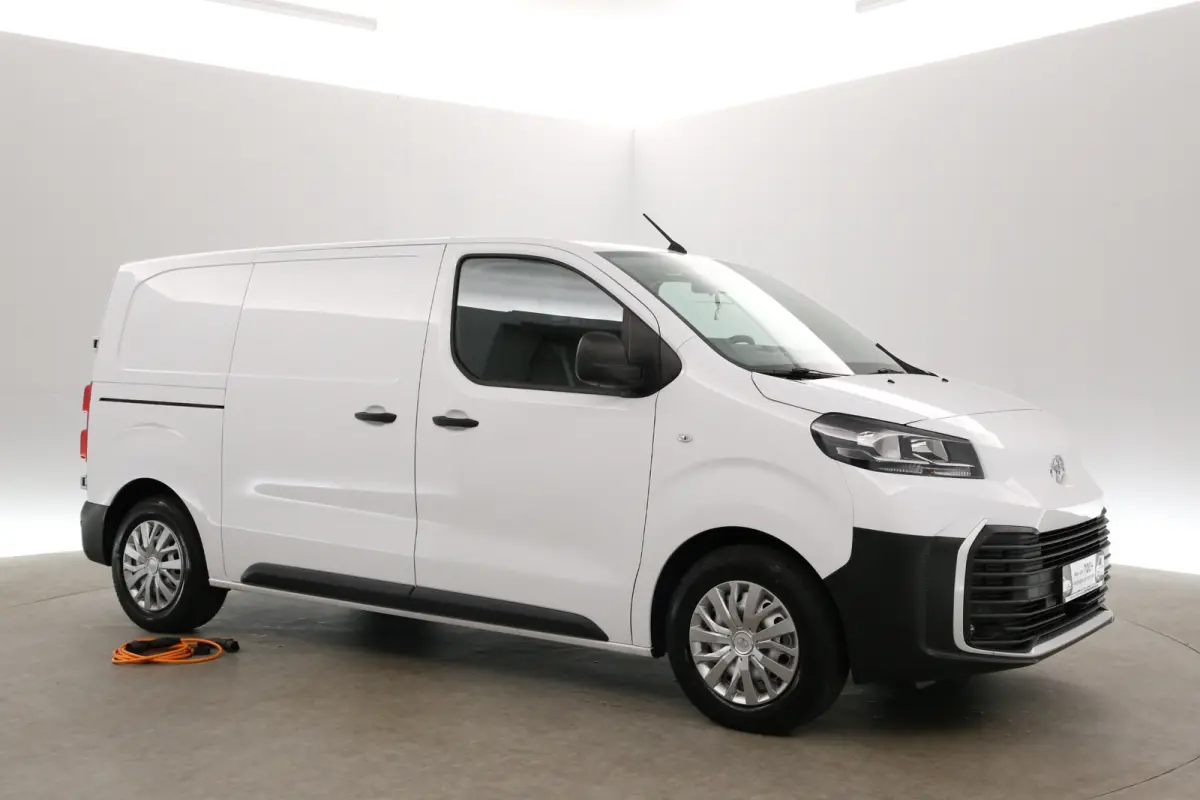 Electric 75 kWh Range L2H1 | NIEUW | Snelladen | SOH 98% | Virtual | Airco | Camera | Cruise | 3 Zits | Carplay | Navi
