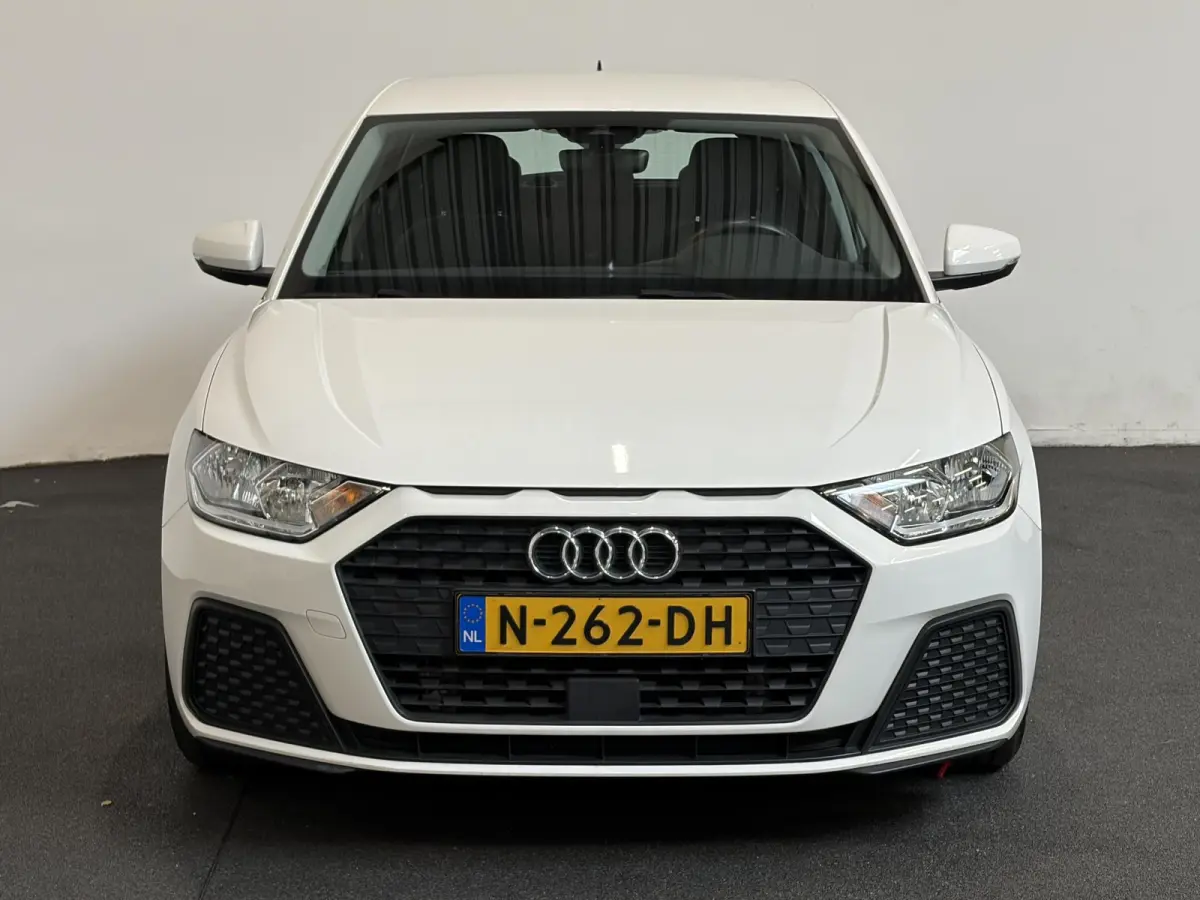 25 TFSI Pro Line Navigatie Airco Apple Carplay/ Android auto