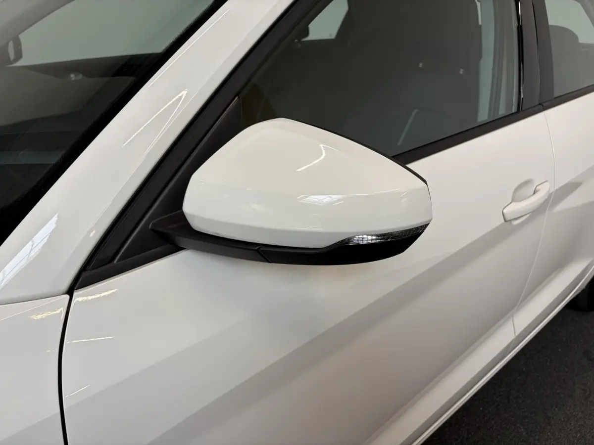 25 TFSI Pro Line Navigatie Airco Apple Carplay/ Android auto