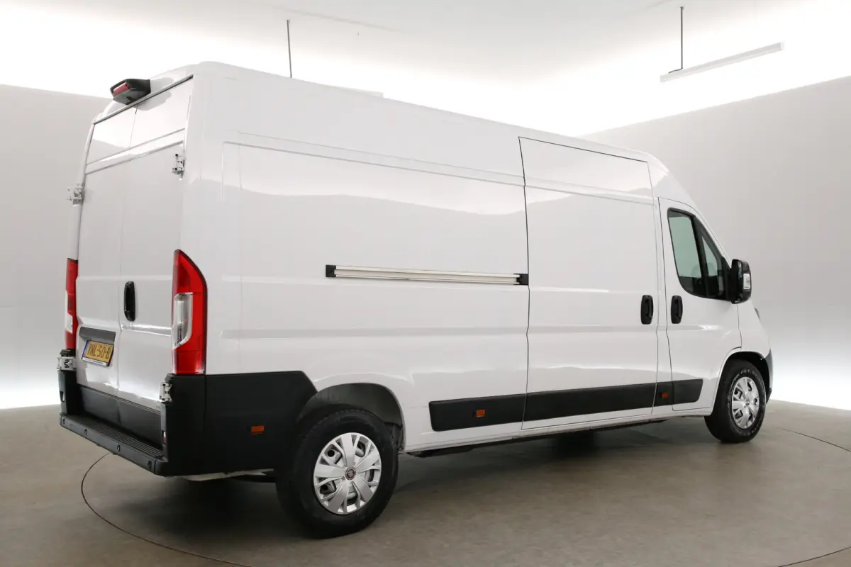 E-Ducato 79 kWh Long Range L3H2 | Airco | Camera | 3 Zits | Navi | Parkeersens.