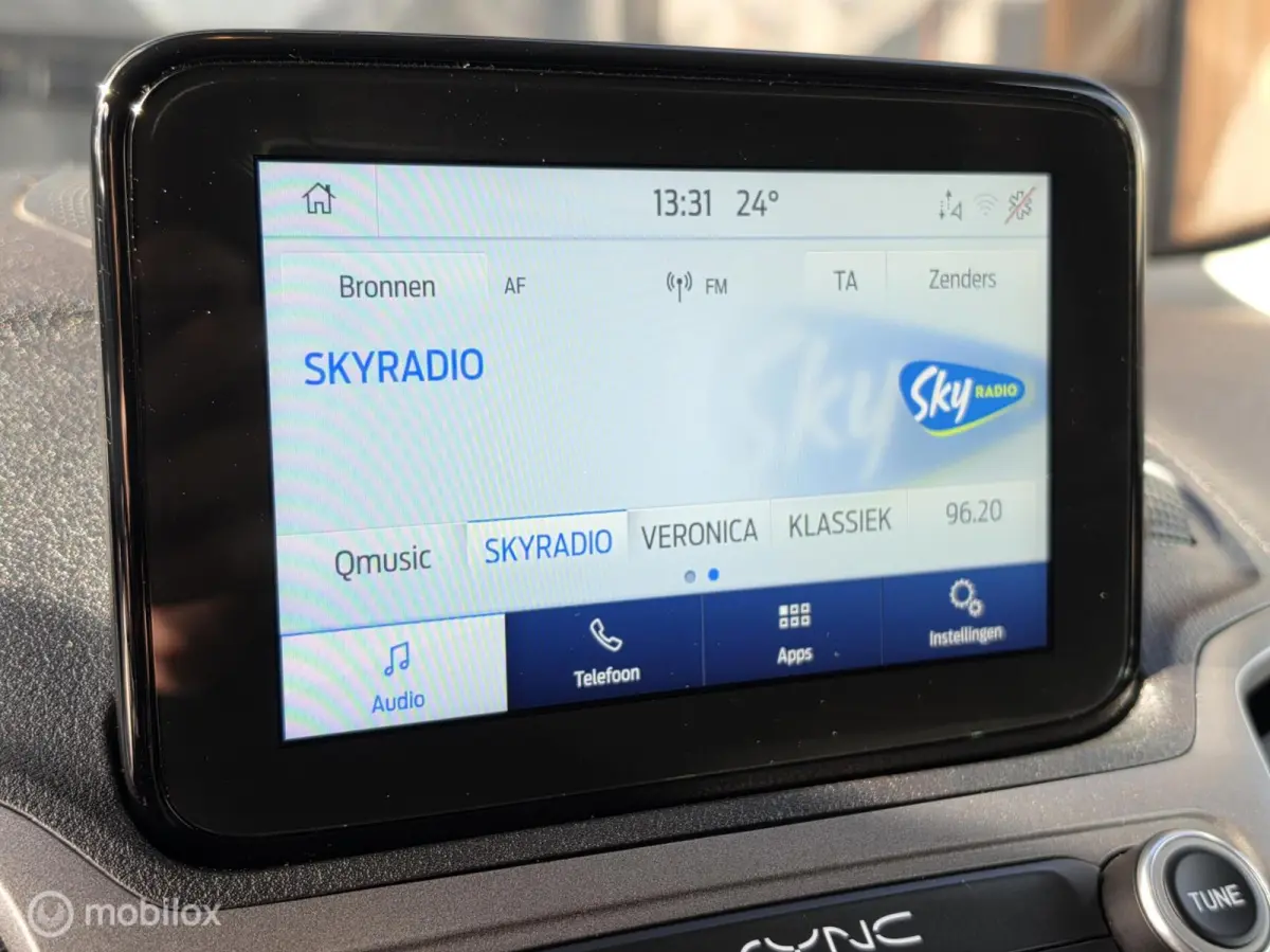 1.5 ECOBLUE L2 CAMERA CARPLAY SCHUIFDEUR