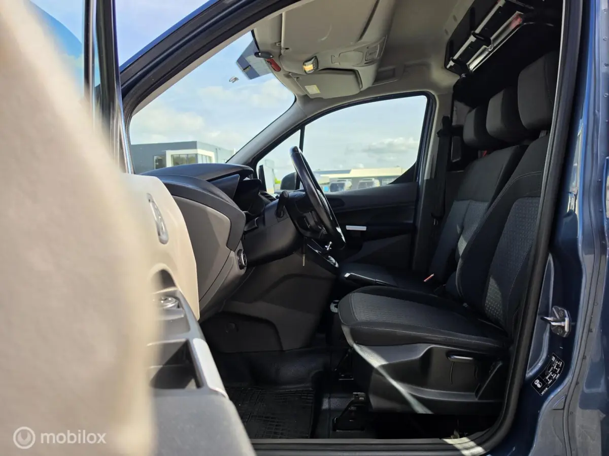 1.5 ECOBLUE L2 CAMERA CARPLAY SCHUIFDEUR