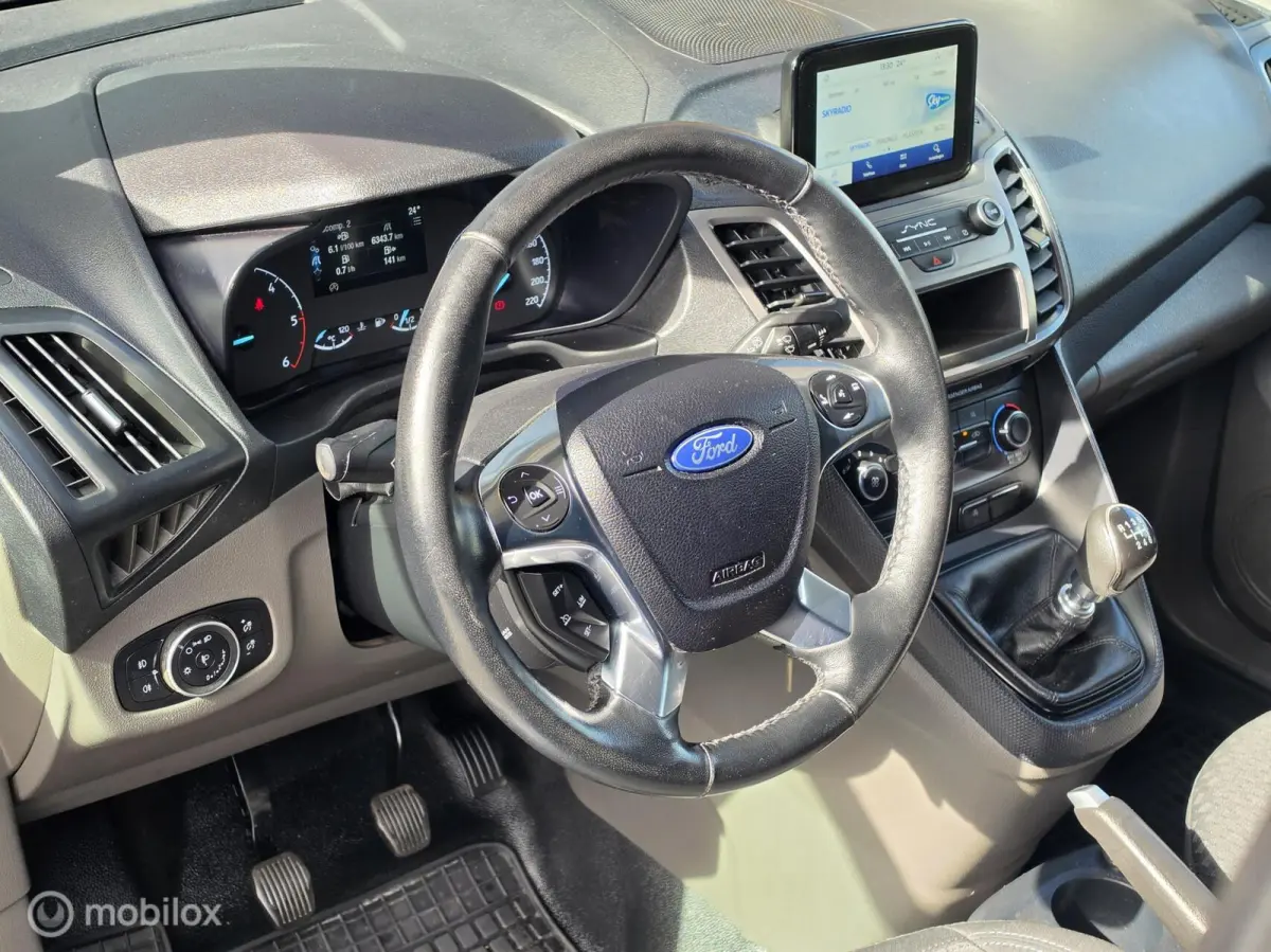1.5 ECOBLUE L2 CAMERA CARPLAY SCHUIFDEUR