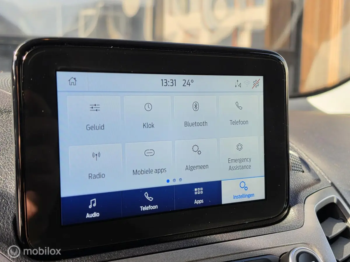 1.5 ECOBLUE L2 CAMERA CARPLAY SCHUIFDEUR
