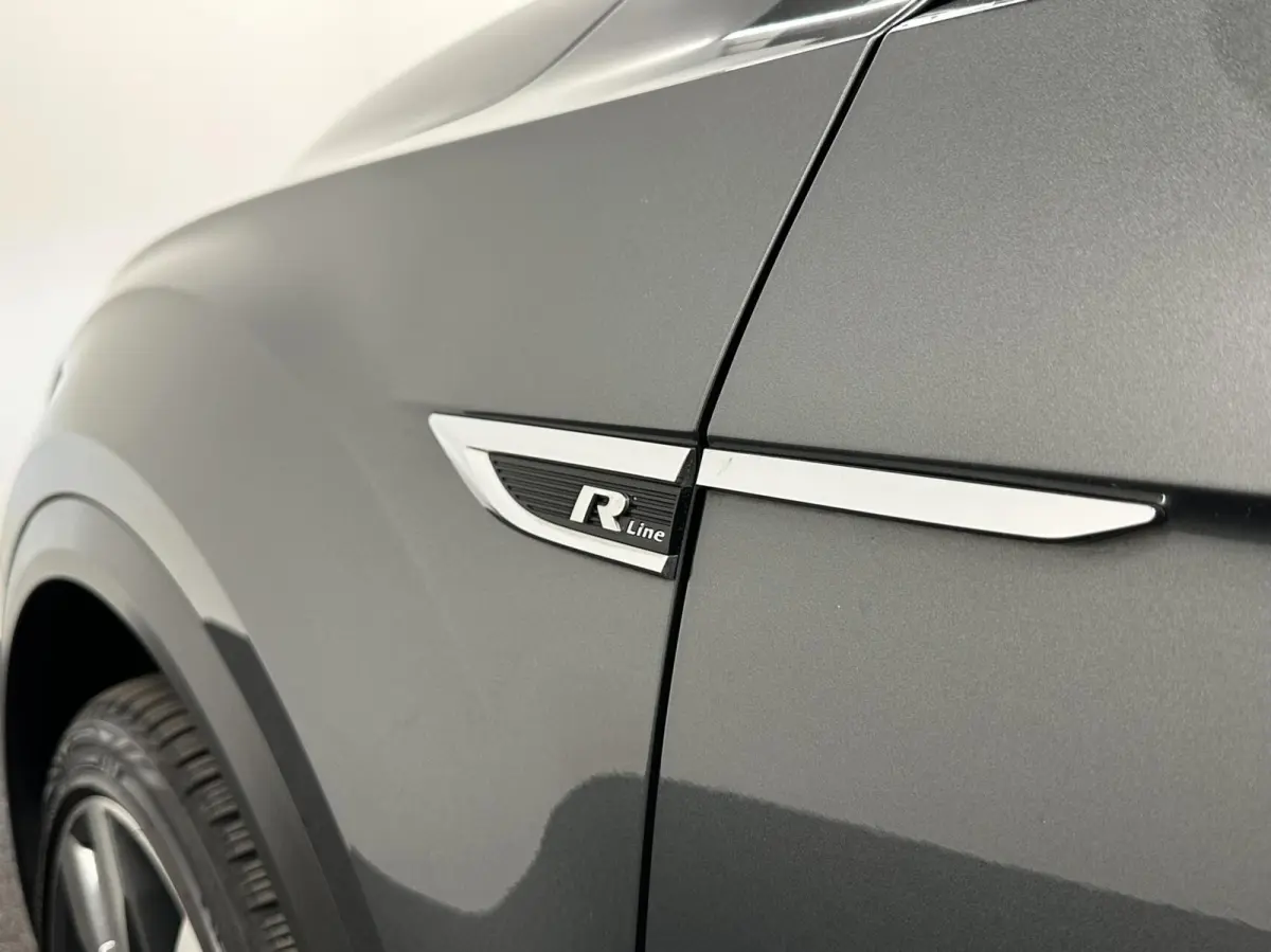 1.5 TSI R Line NAVI CAMERA PANO TREKHAAK CARPLAY ECC ADAPTIEF CRUISE.