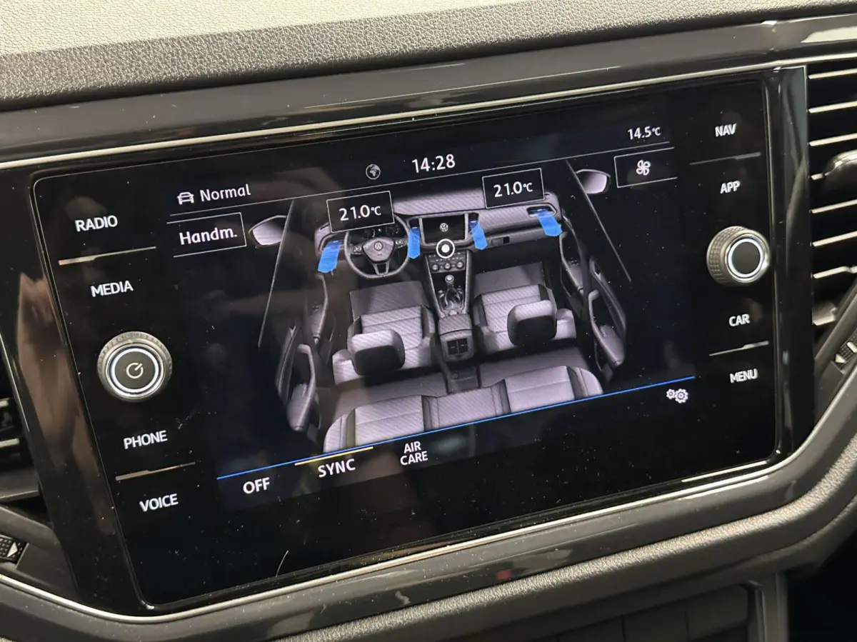 1.5 TSI R Line NAVI CAMERA PANO TREKHAAK CARPLAY ECC ADAPTIEF CRUISE.