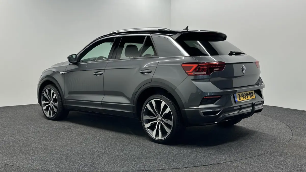 1.5 TSI R Line NAVI CAMERA PANO TREKHAAK CARPLAY ECC ADAPTIEF CRUISE.