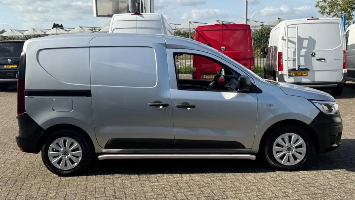 1.5 DCI 55KW 75PK EURO 6 NAVIGATIE/ AIRCO/ CRUISE CONTROL/ PARKEERSENSOREN/ CAMERA/ 100% DEALERONDERHOUDEN