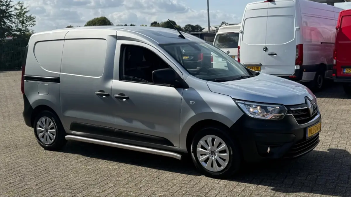 1.5 DCI 55KW 75PK EURO 6 NAVIGATIE/ AIRCO/ CRUISE CONTROL/ PARKEERSENSOREN/ CAMERA/ 100% DEALERONDERHOUDEN