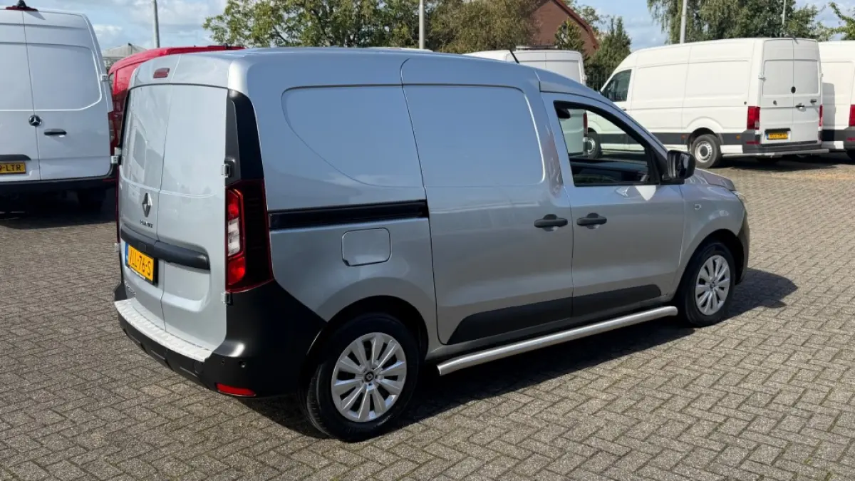 1.5 DCI 55KW 75PK EURO 6 NAVIGATIE/ AIRCO/ CRUISE CONTROL/ PARKEERSENSOREN/ CAMERA/ 100% DEALERONDERHOUDEN