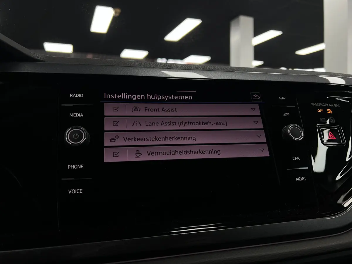 1.0 TSI | IQ-light |Carplay|SideAssist|Clima