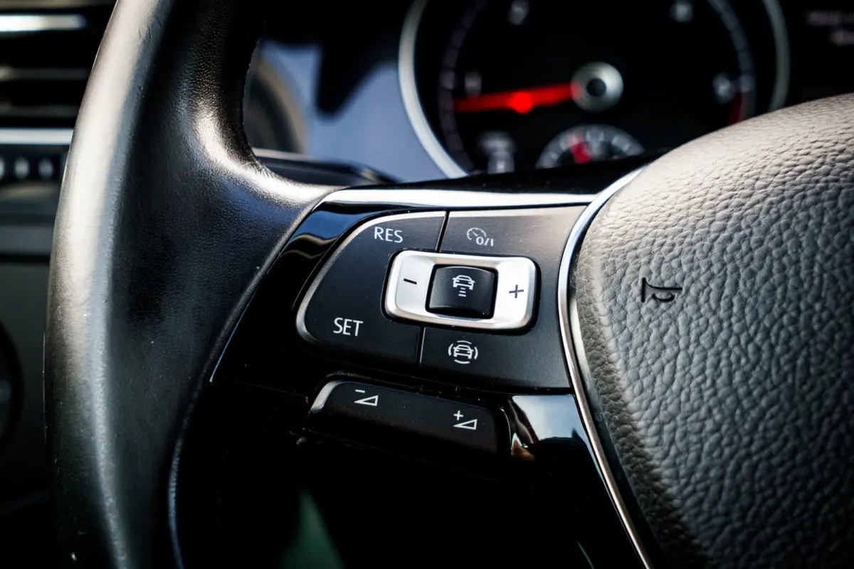 1.6 TDi Comfortline DSG | Adap. Cruise | Carplay | PDC | Climatronic | Navigatie