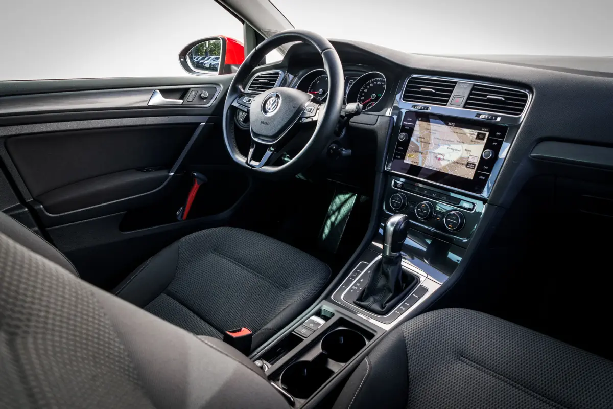 1.6 TDi Comfortline DSG | Adap. Cruise | Carplay | PDC | Climatronic | Navigatie
