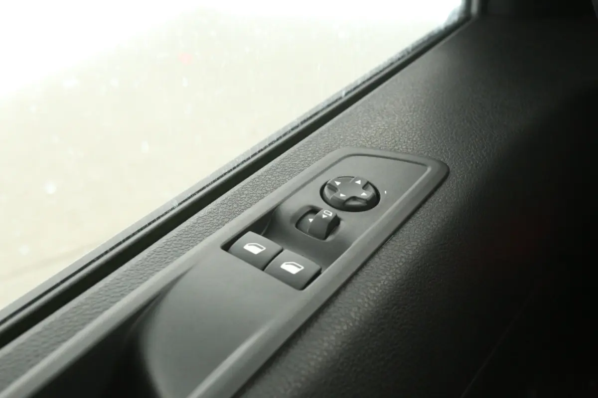 Electric 75 kWh L2H1 Range | NIEUW | Snelladen | SOH 97% | Virtual | Airco | Camera | Cruise | 3 Zits | Carplay | Parkeersens.