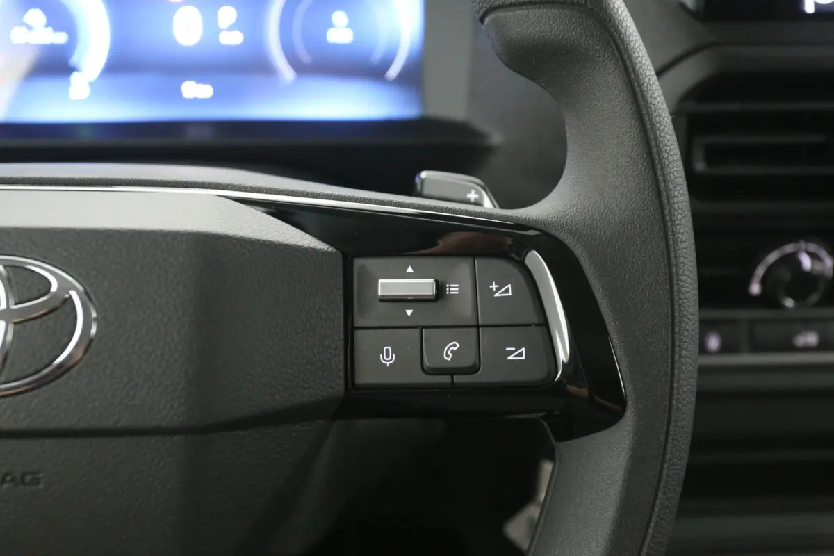 Electric 75 kWh L2H1 Range | NIEUW | Snelladen | SOH 97% | Virtual | Airco | Camera | Cruise | 3 Zits | Carplay | Parkeersens.