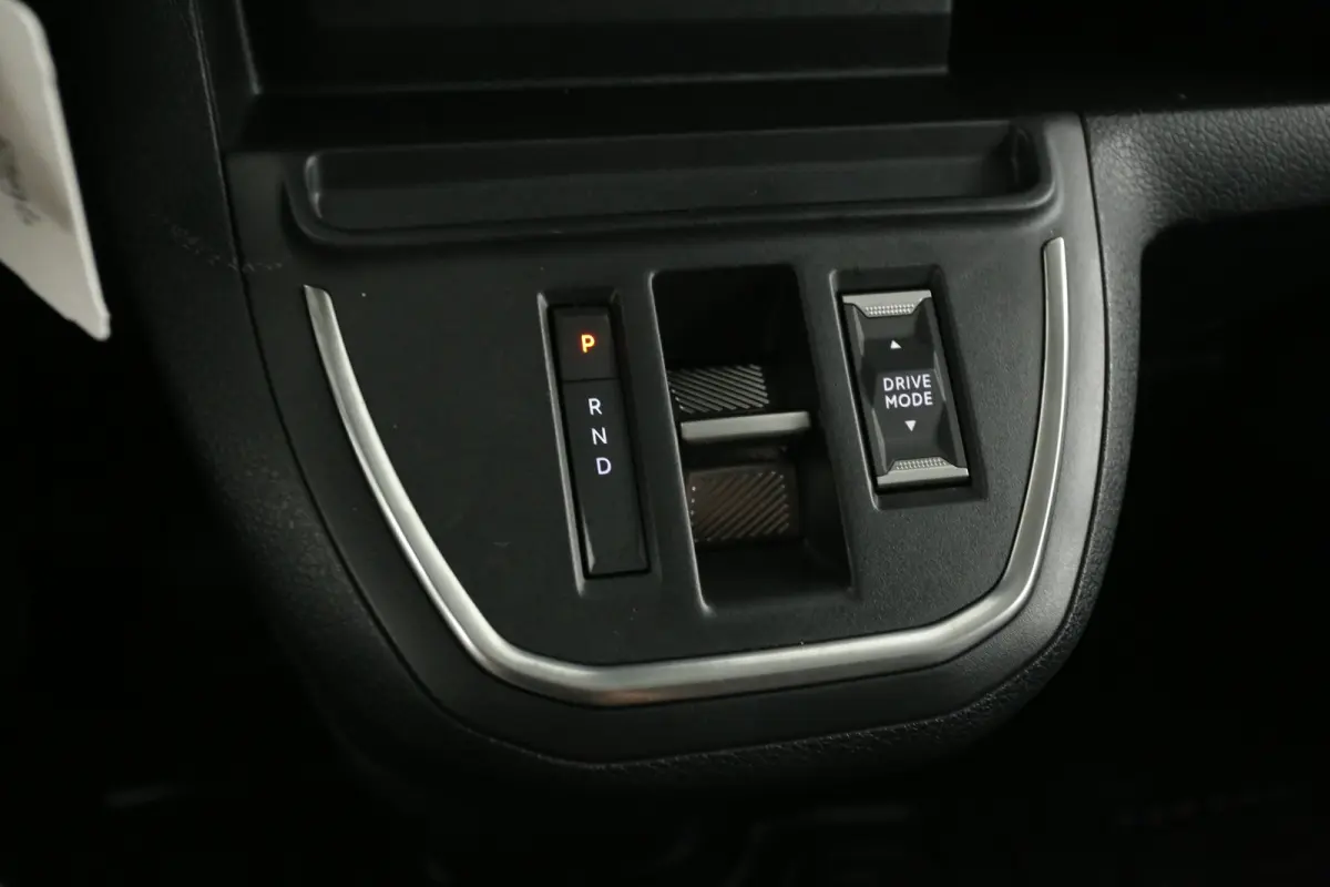Electric 75 kWh L2H1 Range | NIEUW | Snelladen | SOH 97% | Virtual | Airco | Camera | Cruise | 3 Zits | Carplay | Parkeersens.
