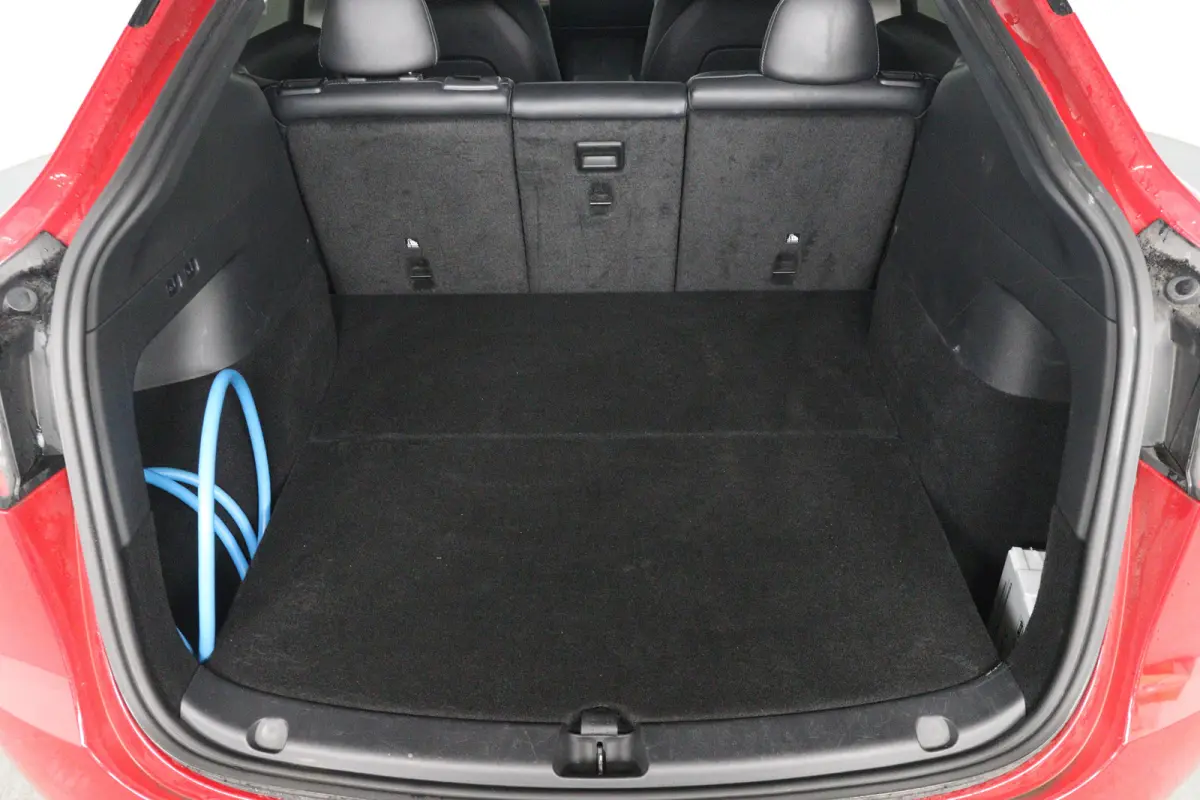 Long Range AWD 75 kWh | SOH 93% | Trekhaak | Leder | Pano | Camera | Stoel/Stuurverwarming | Cruise Adaptive | Clima | Navi | LED