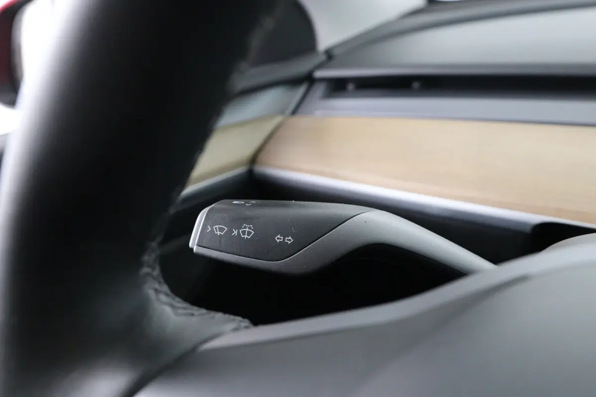 Long Range AWD 75 kWh | SOH 93% | Trekhaak | Leder | Pano | Camera | Stoel/Stuurverwarming | Cruise Adaptive | Clima | Navi | LED