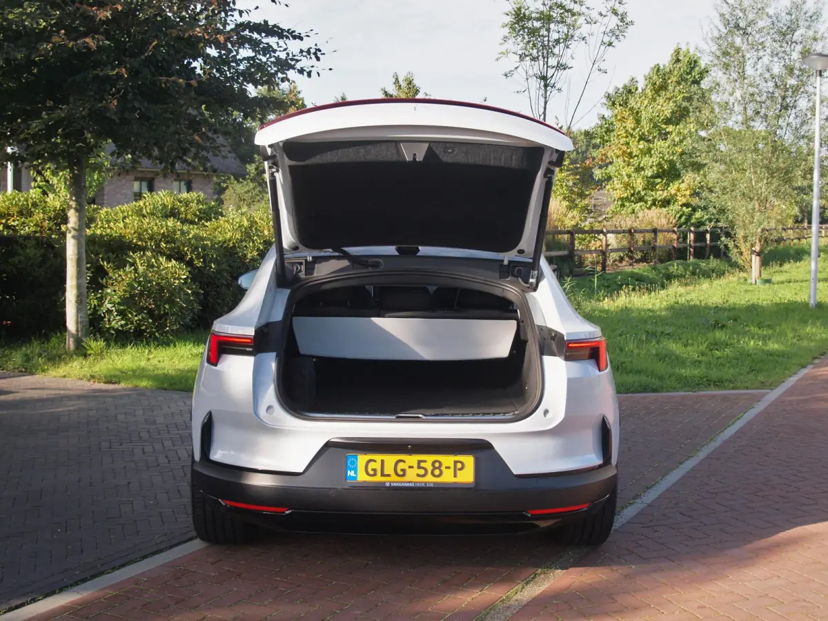 Long Range Single motor 100 kWh | NL-Auto | Panoramadak | WLPT actieradius: 620 KM | 360 Camera | Sfeerverlichting |