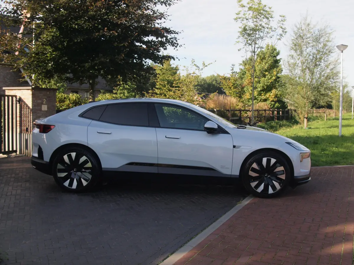 Long Range Single motor 100 kWh | NL-Auto | Panoramadak | WLPT actieradius: 620 KM | 360 Camera | Sfeerverlichting |