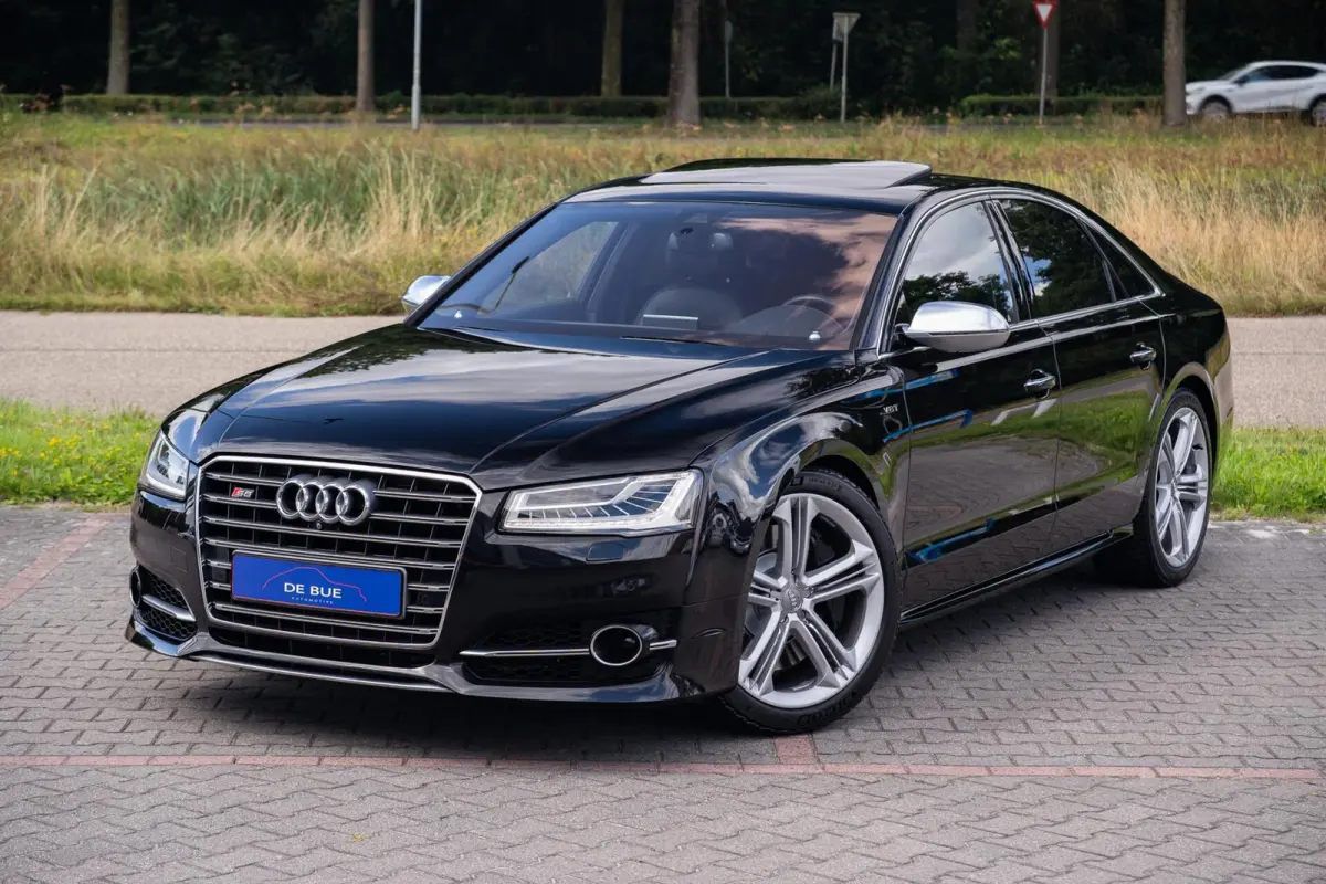4.0 V8 TFSI S8 Quattro MY 2015|Org.NL NAP|1ste Eig.|B&O Advanced|Nachtzicht|Panoramadak|Soft Close|Massage|Top Conditie|Dealer Onderhouden