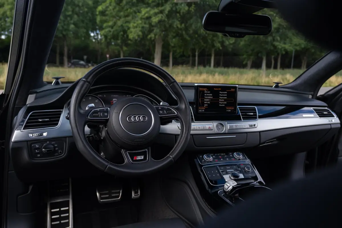 4.0 V8 TFSI S8 Quattro MY 2015|Org.NL NAP|1ste Eig.|B&O Advanced|Nachtzicht|Panoramadak|Soft Close|Massage|Top Conditie|Dealer Onderhouden