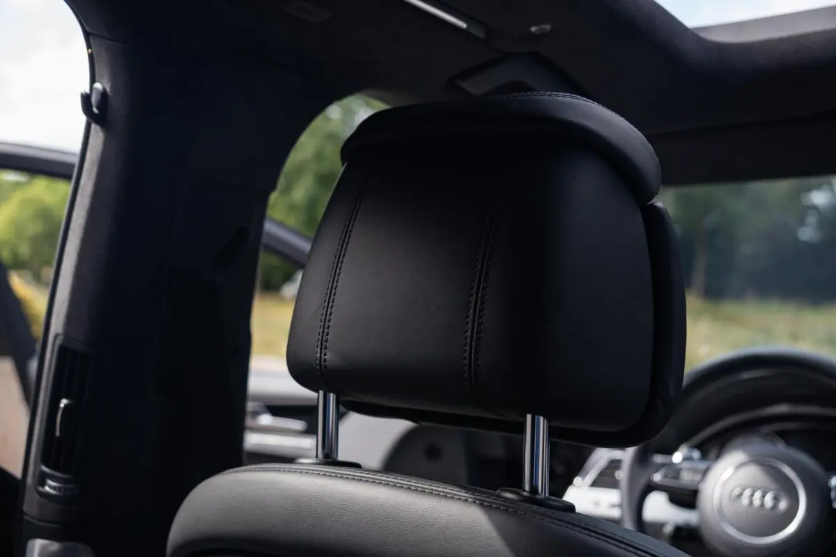 4.0 V8 TFSI S8 Quattro MY 2015|Org.NL NAP|1ste Eig.|B&O Advanced|Nachtzicht|Panoramadak|Soft Close|Massage|Top Conditie|Dealer Onderhouden