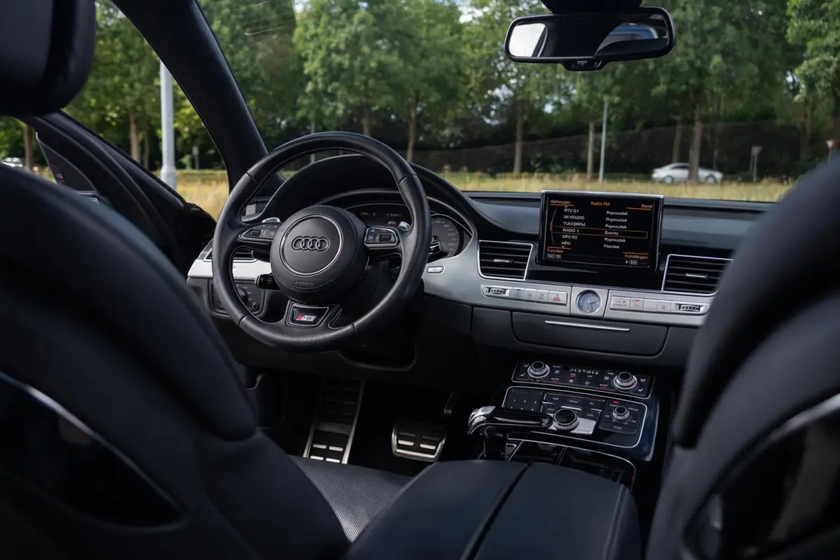 4.0 V8 TFSI S8 Quattro MY 2015|Org.NL NAP|1ste Eig.|B&O Advanced|Nachtzicht|Panoramadak|Soft Close|Massage|Top Conditie|Dealer Onderhouden